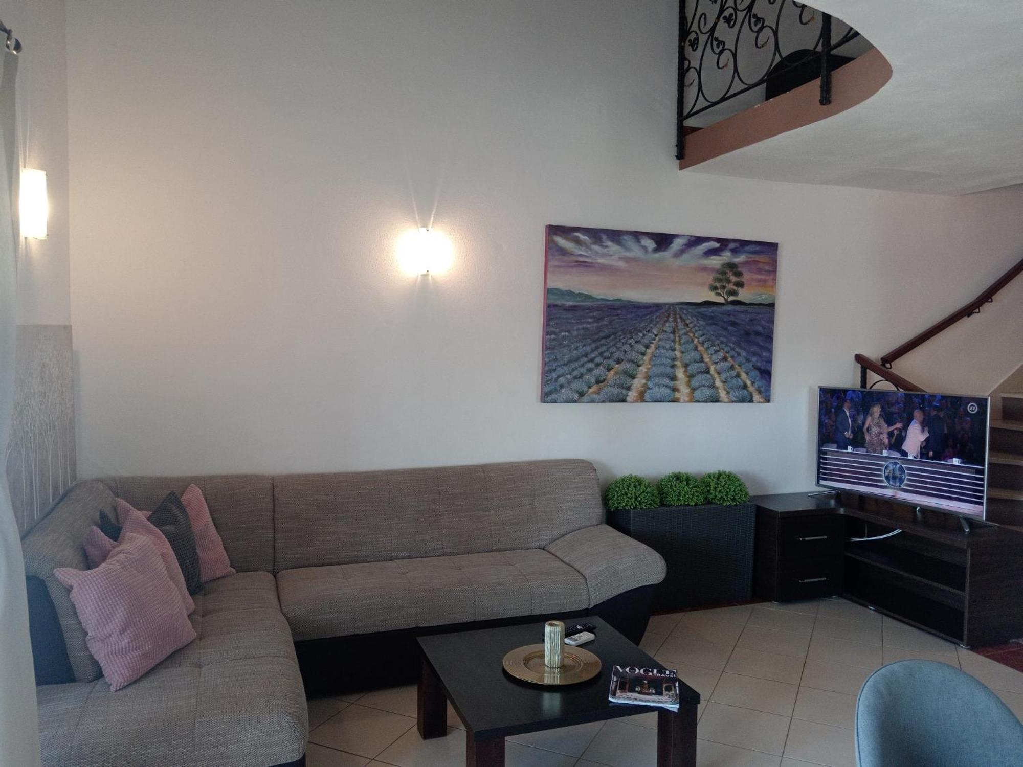 Lana Deluxe,Sevid Apartment ภายนอก รูปภาพ